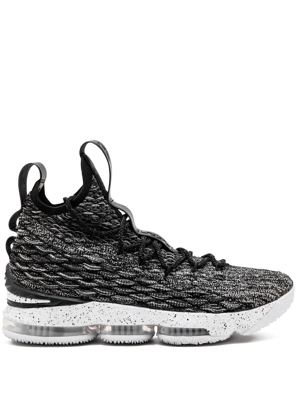Nike Lebron Xv Sneakers