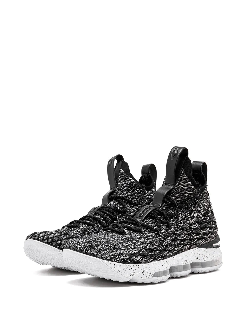 Nike Lebron Xv Sneakers