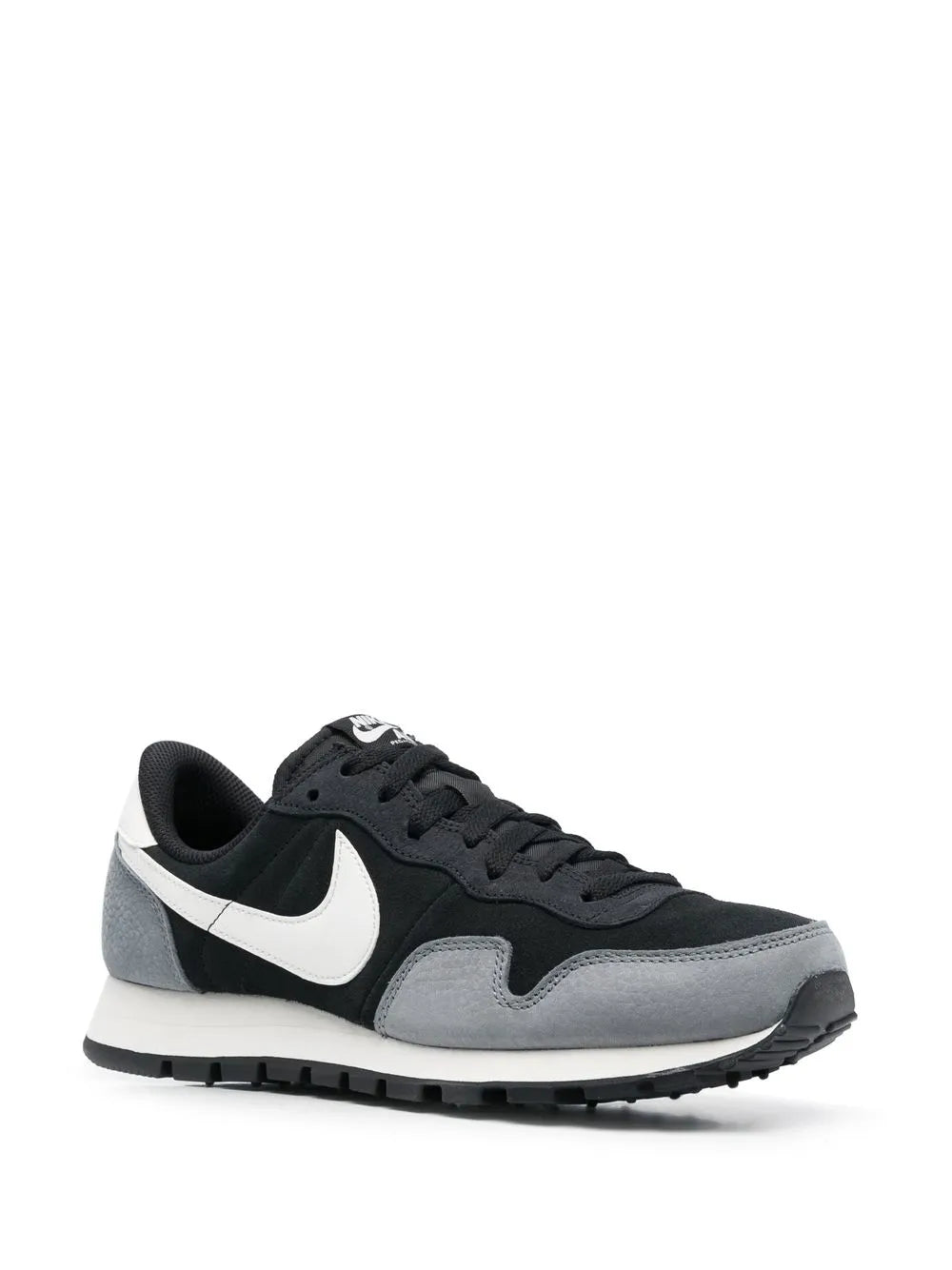 Nike Air Pegasus 83 Low-Top Sneakers