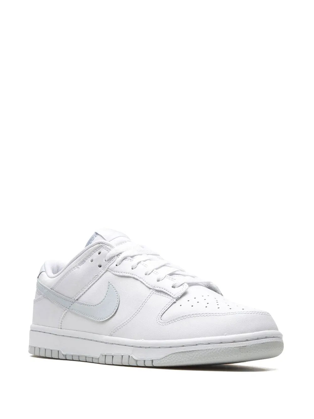 Nike Dunk Low Retro White/Platinum Sneakers