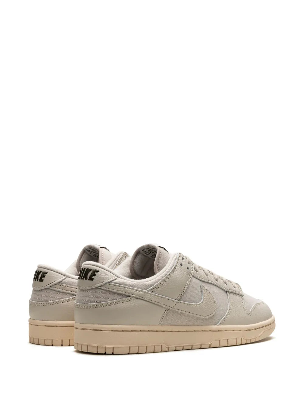 Nike Dunk Low Light Orewood Brown Sneakers