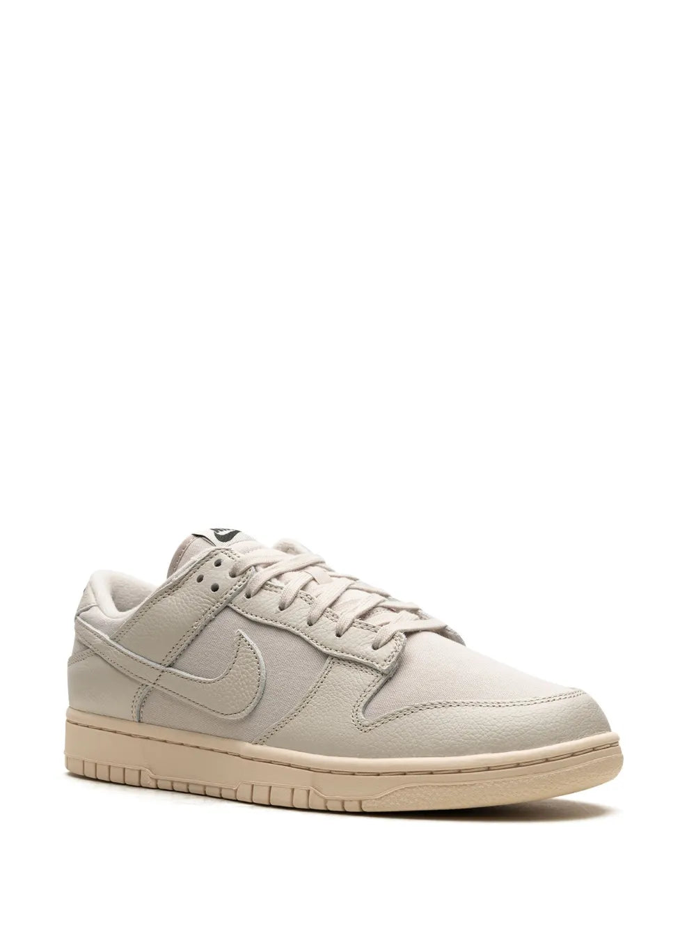 Nike Dunk Low Light Orewood Brown Sneakers
