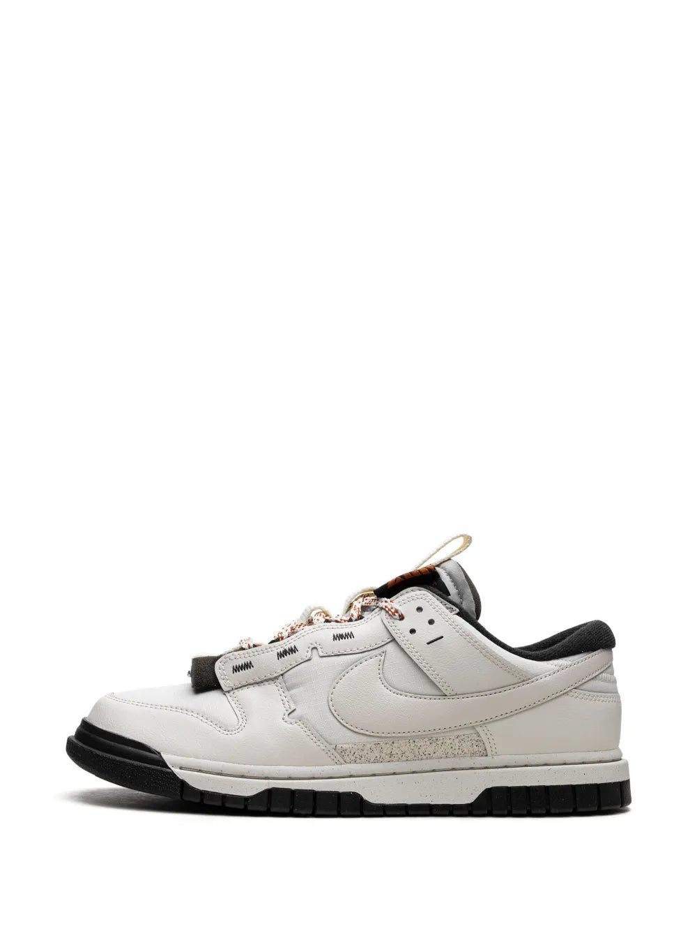 Nike Dunk Low Remastered Sail/Black Sneakers