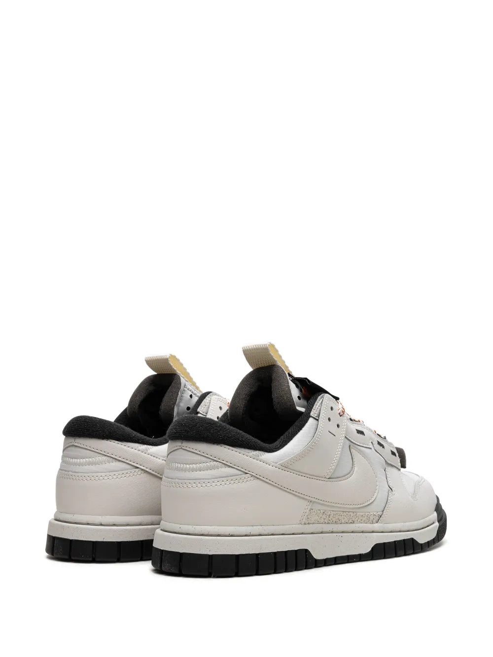 Nike Dunk Low Remastered Sail/Black Sneakers