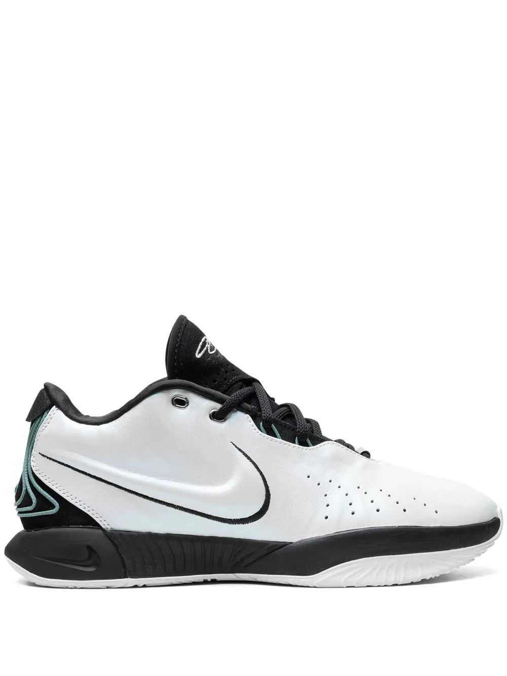 Nike Lebron 21 Conchiolin Sneakers