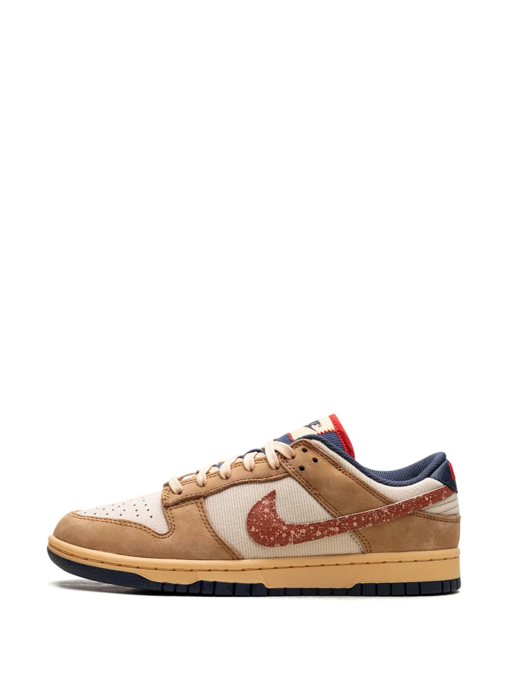 Nike Dunk Low Wheat/Sanddrift Sneakers