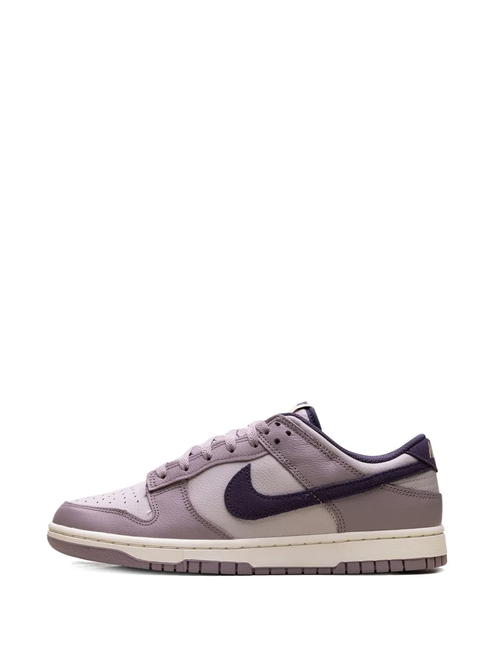 Nike Dunk Low Se Light Violet Ore Sneakers