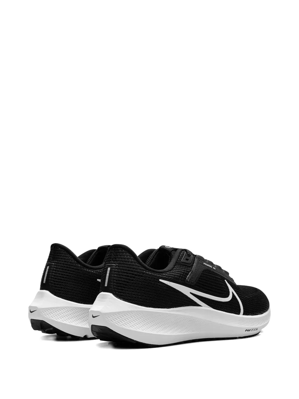 Nike Air Zoom Pegasus 40 Black/White Sneakers