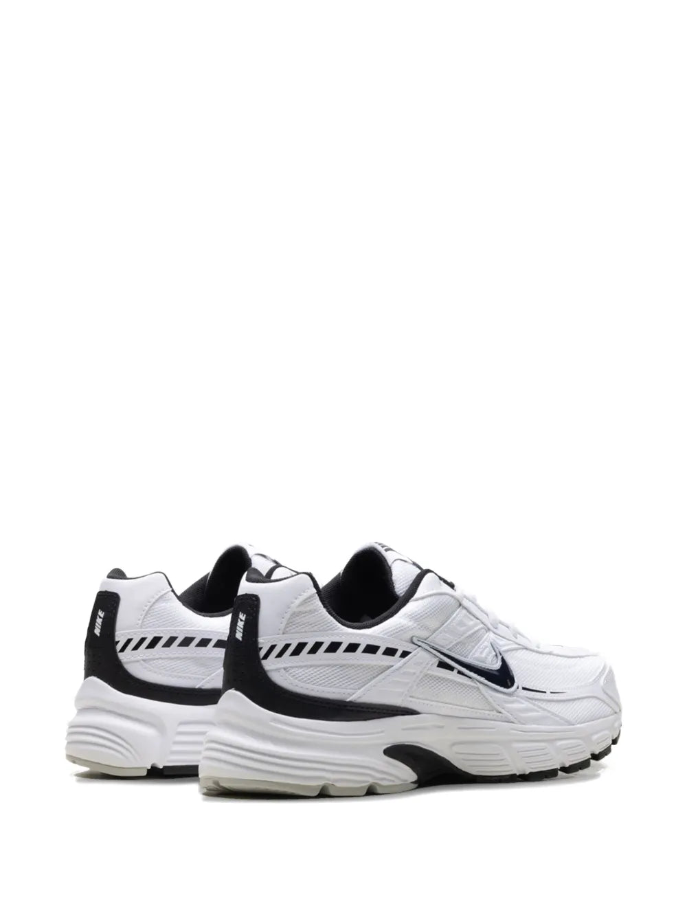 Nike Initiator Low-Top White/Black Sneakers