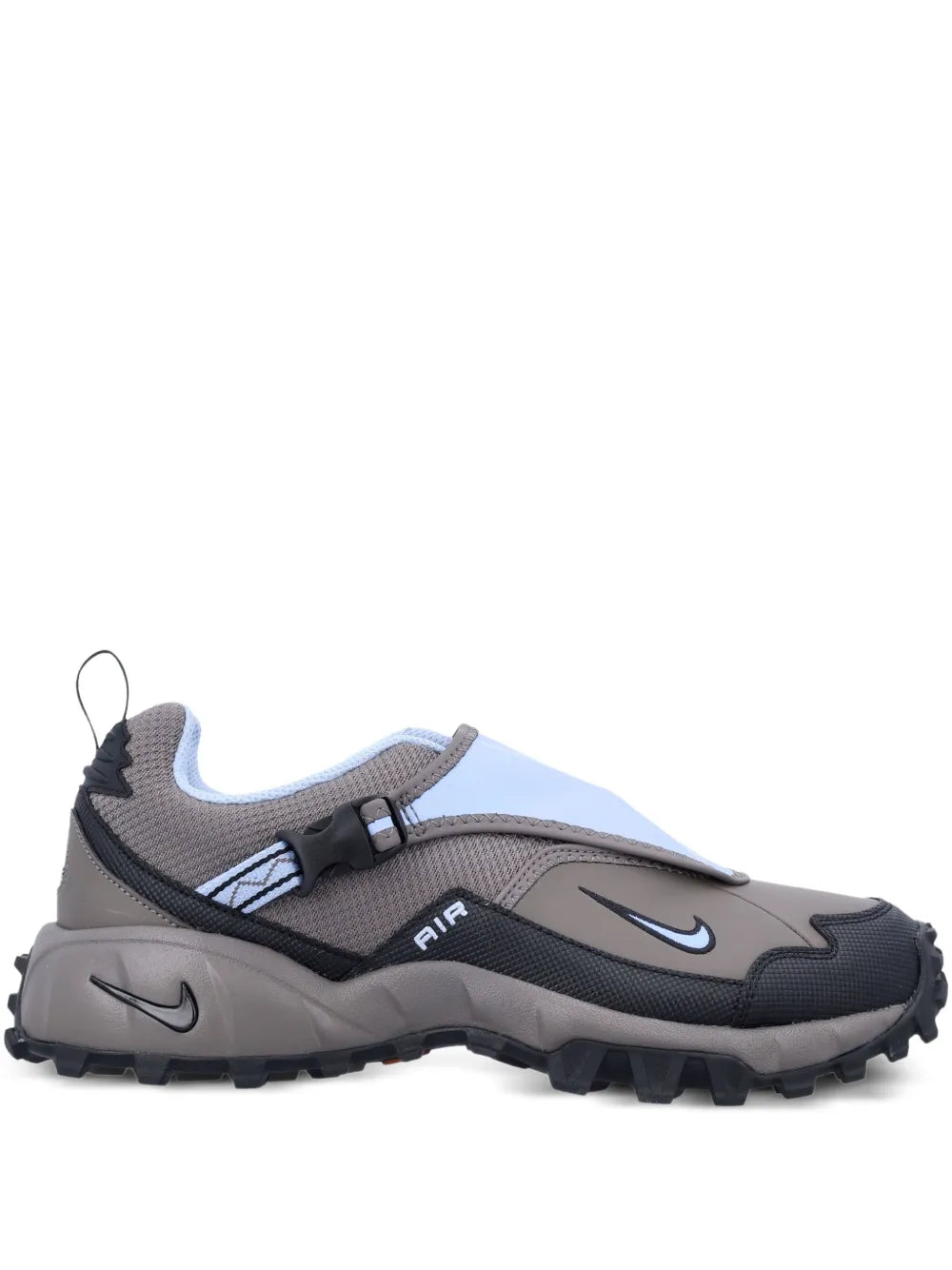 Nike Phassad Slip-On Sneakers