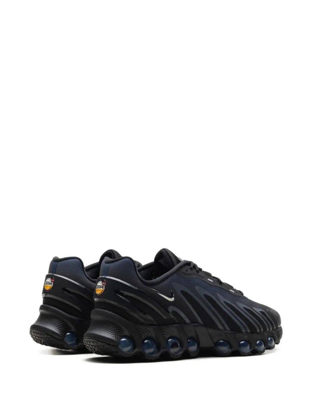 Nike Air Max Dn8 Logo-Detail Sneakers