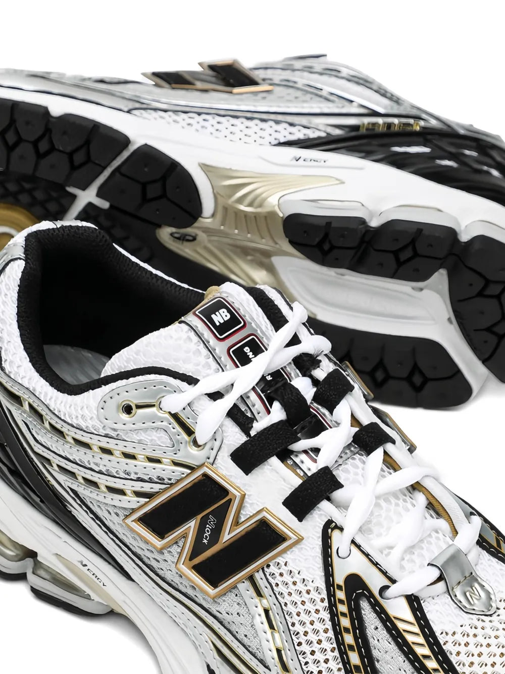 New Balance 1906R Sneakers