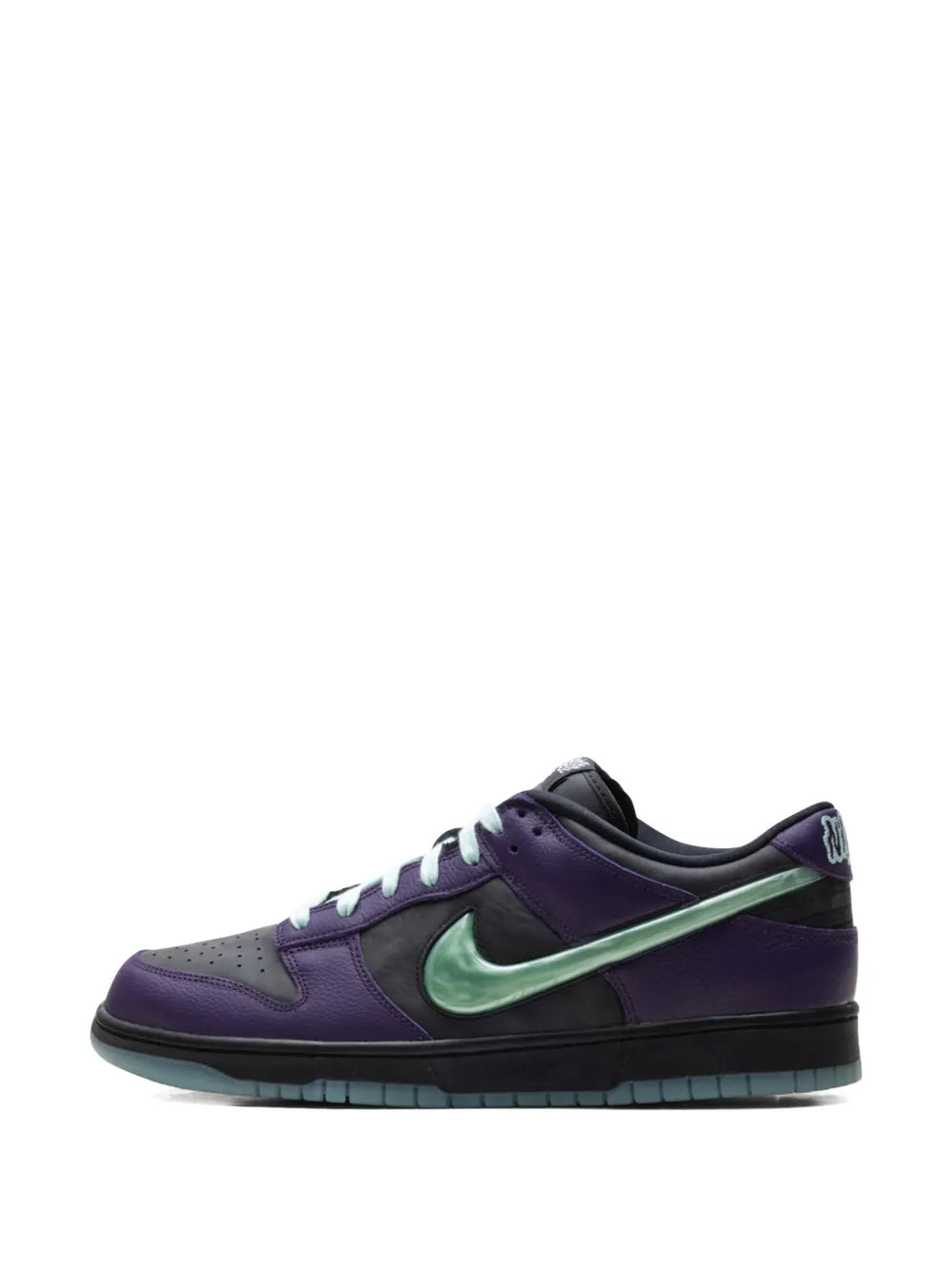 Nike Nike Dunk Low Retro Swoosh Low Top Sneakers